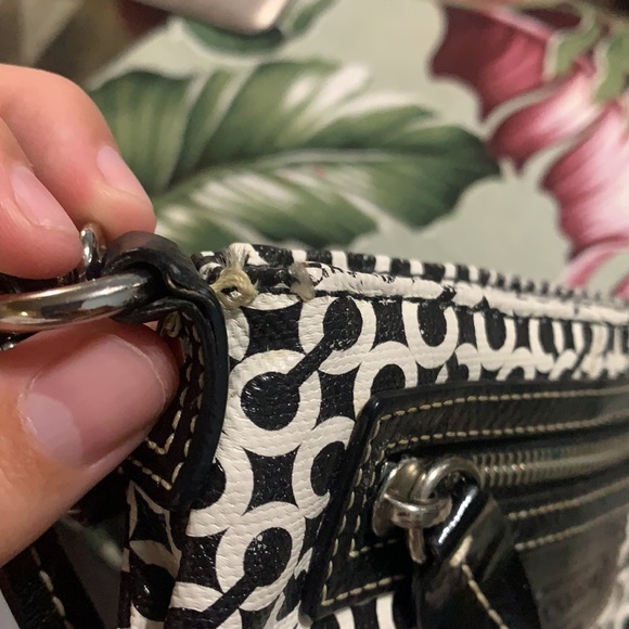 Coach black and white small purse / handbag - Picture 12 of 15